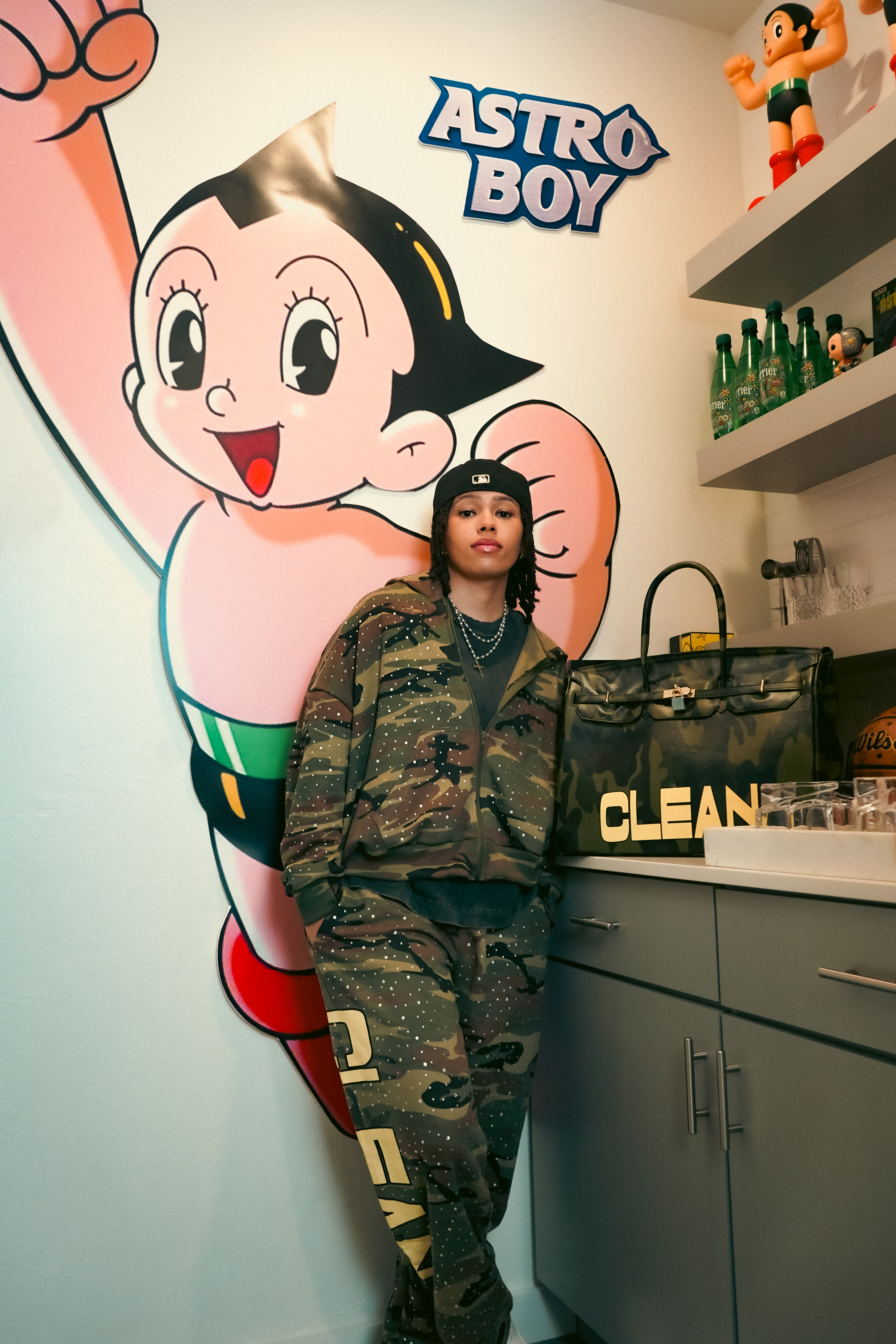 DJ QLC performing live